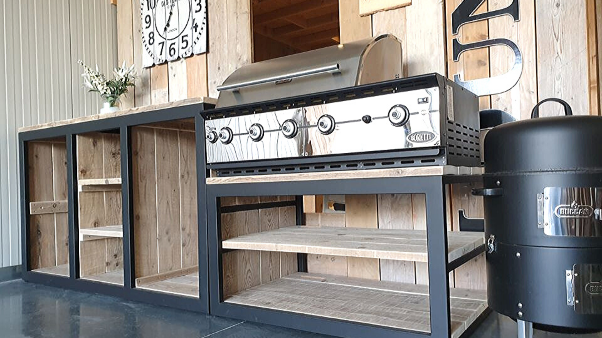 Driesco outside kitchen